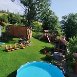 Guest house відпочинок у пронів Slavske