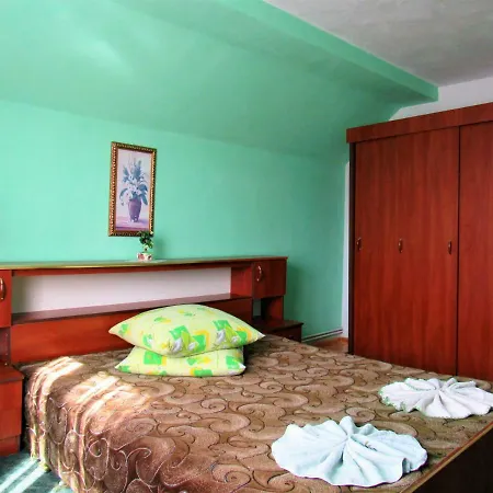 відпочинок у пронів