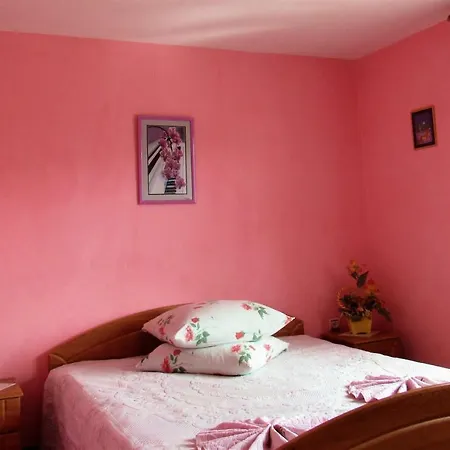 відпочинок у пронів *